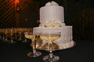 Custom wedding cake at a Las Vegas wedding reception