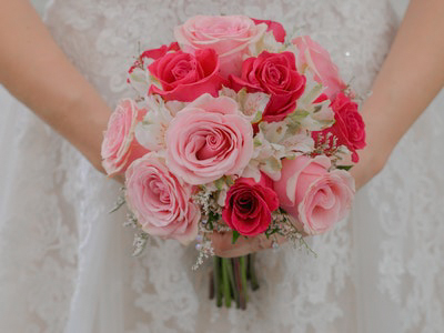 12 rose wedding flowers